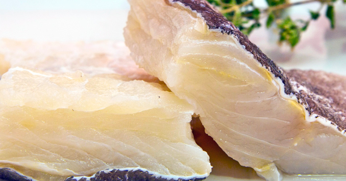 Пикша cлабосоленая ломтики в/у 100 гр. /Костромской форелевый завод/