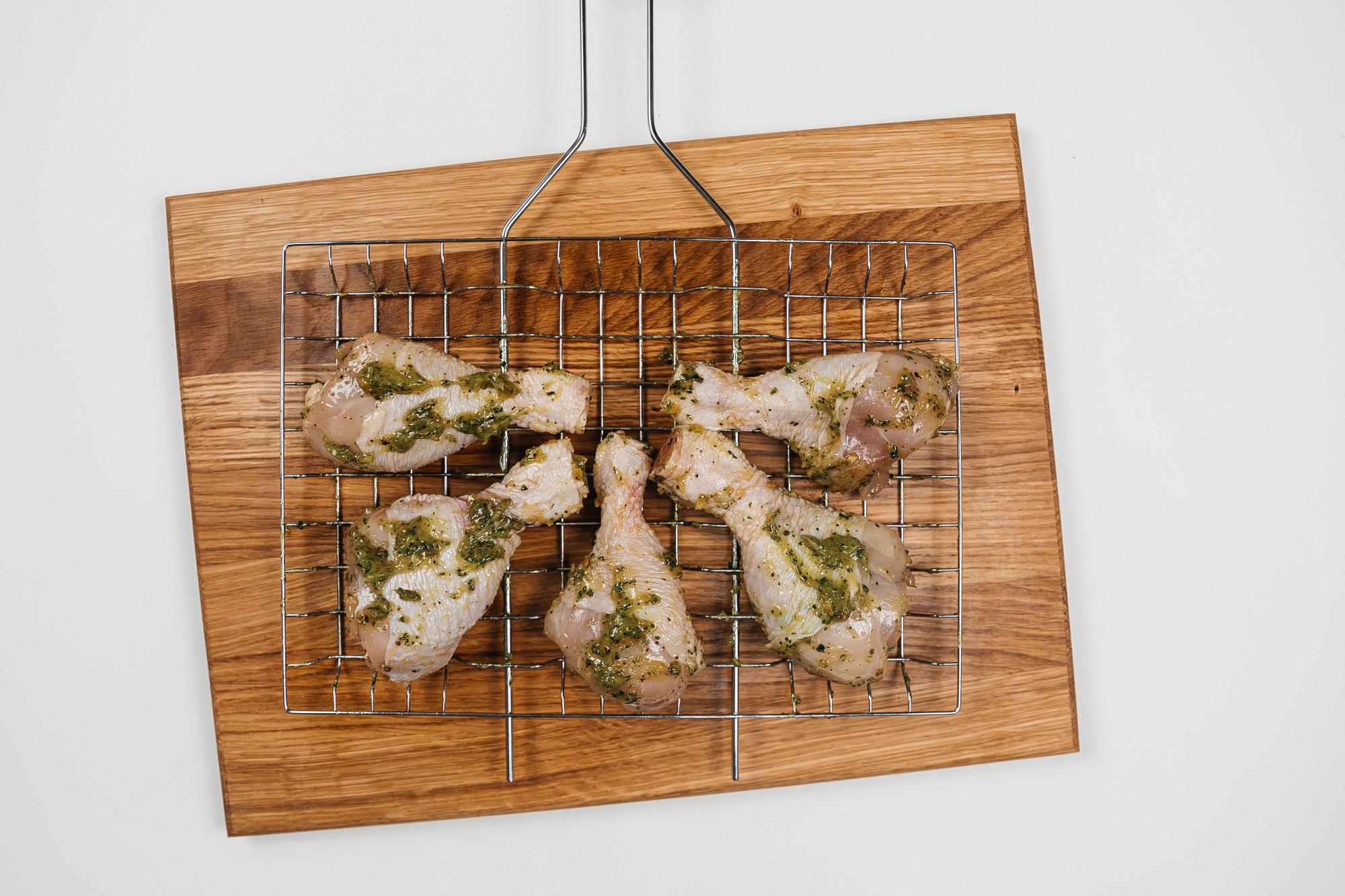 Голень куриная в маринаде "Чесночный с травами"