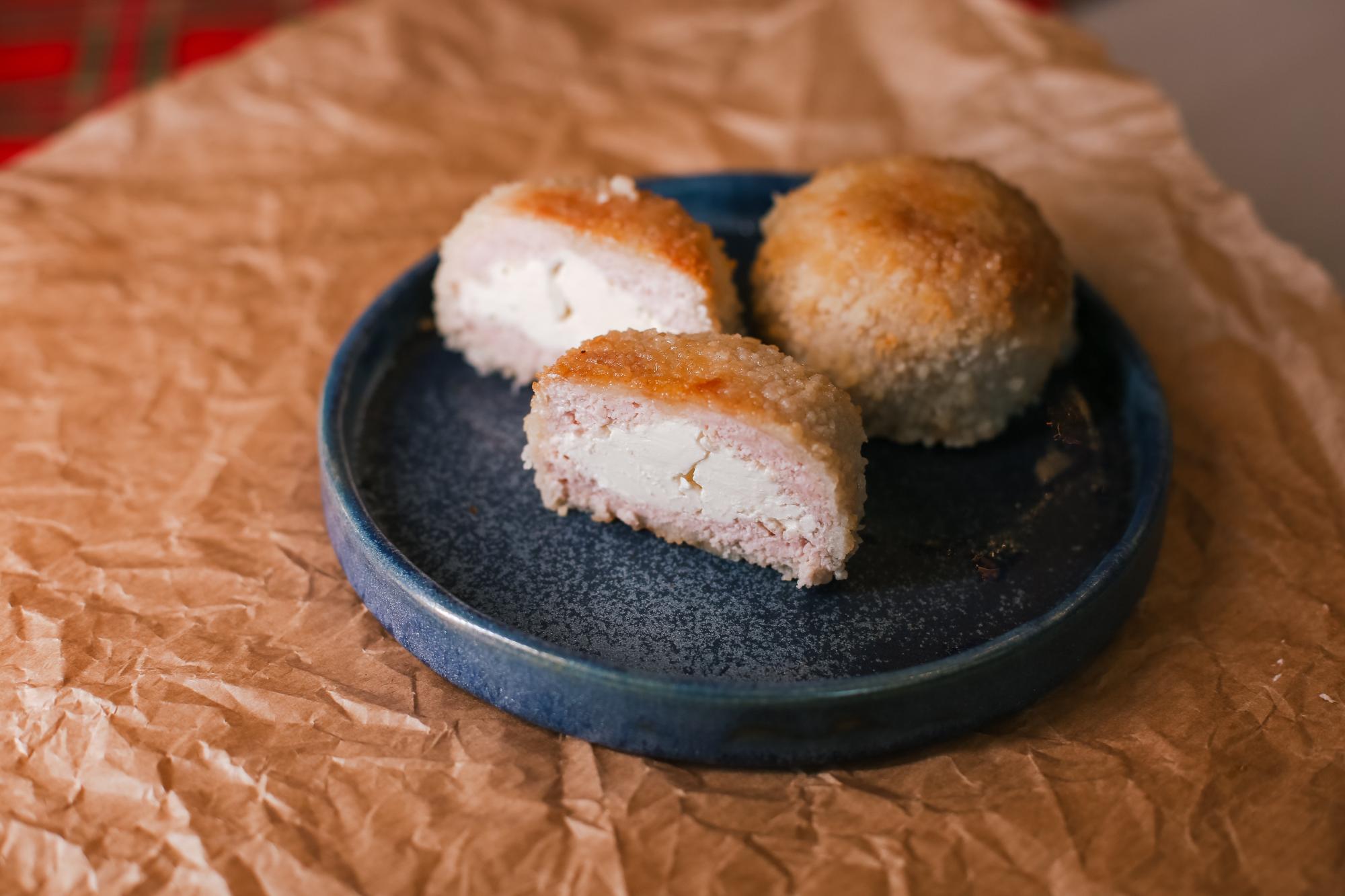 Котлета из индейки с творожным сыром