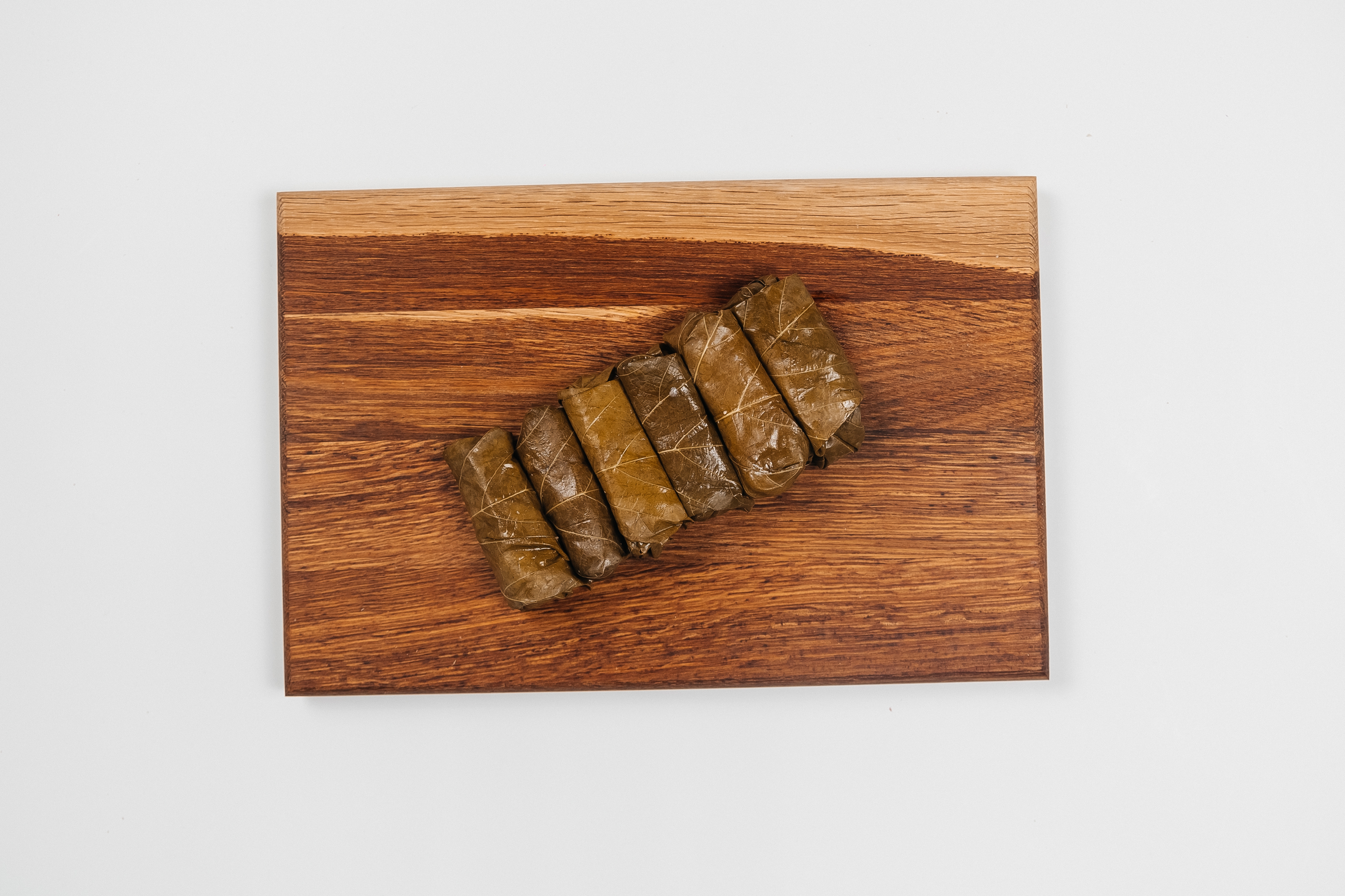 Долма из говядины и свинины