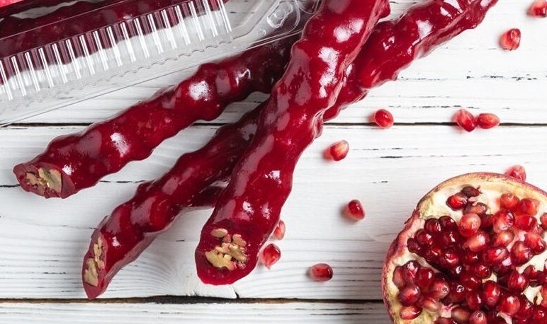 Чурчхела гранатовая с фундуком 80гр.