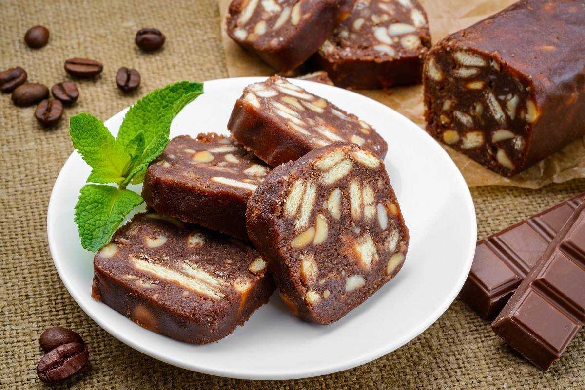 Шоколадная колбаса "Солнечный микс",100 гр