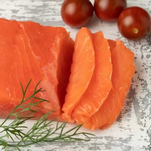 Форель филе кусок слабосоленая, в/у 150 гр. /Костромской форелевый завод/