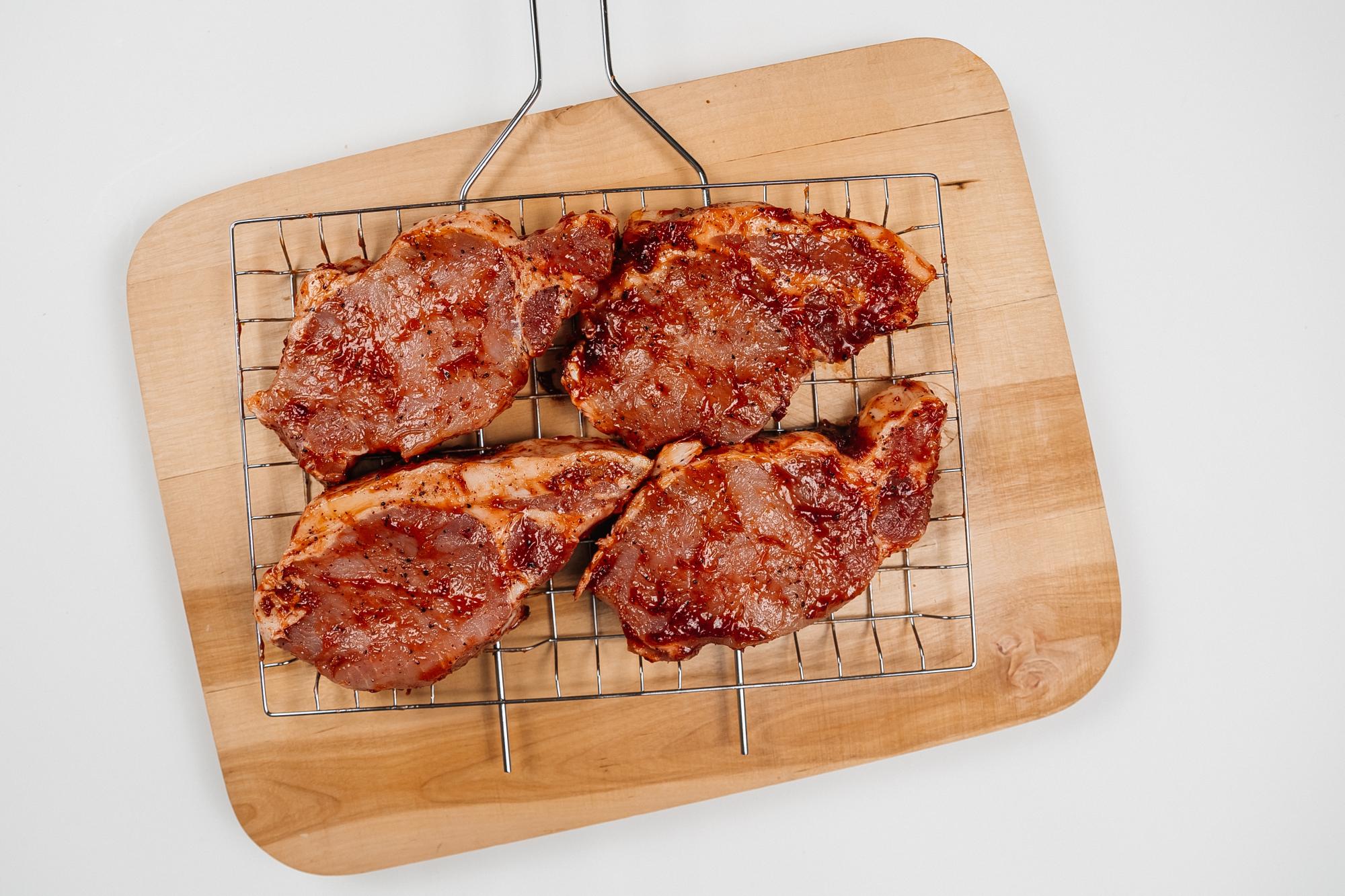 Эскалоп в маринаде "Брусничный"