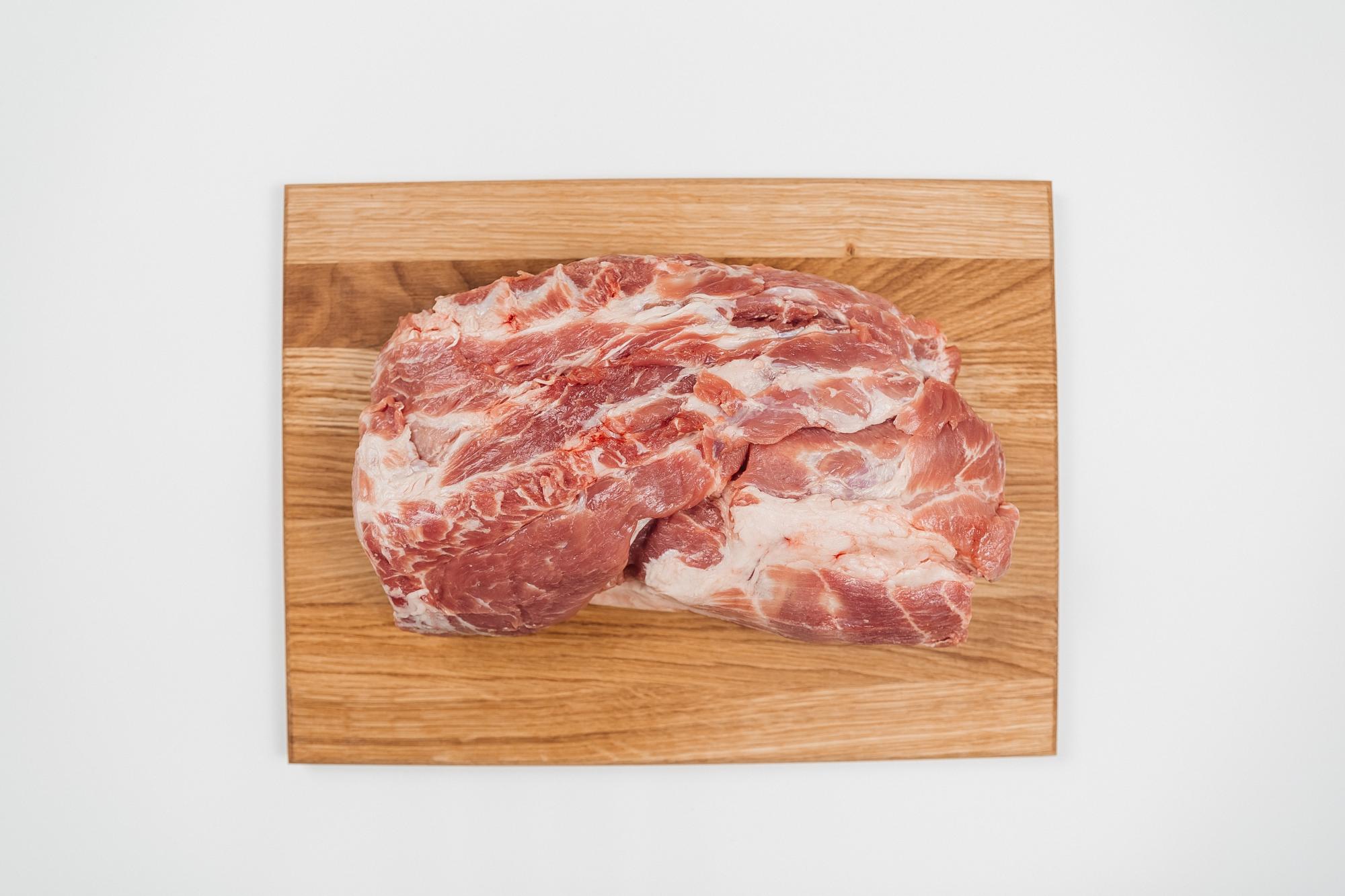 Шея свиная б/к