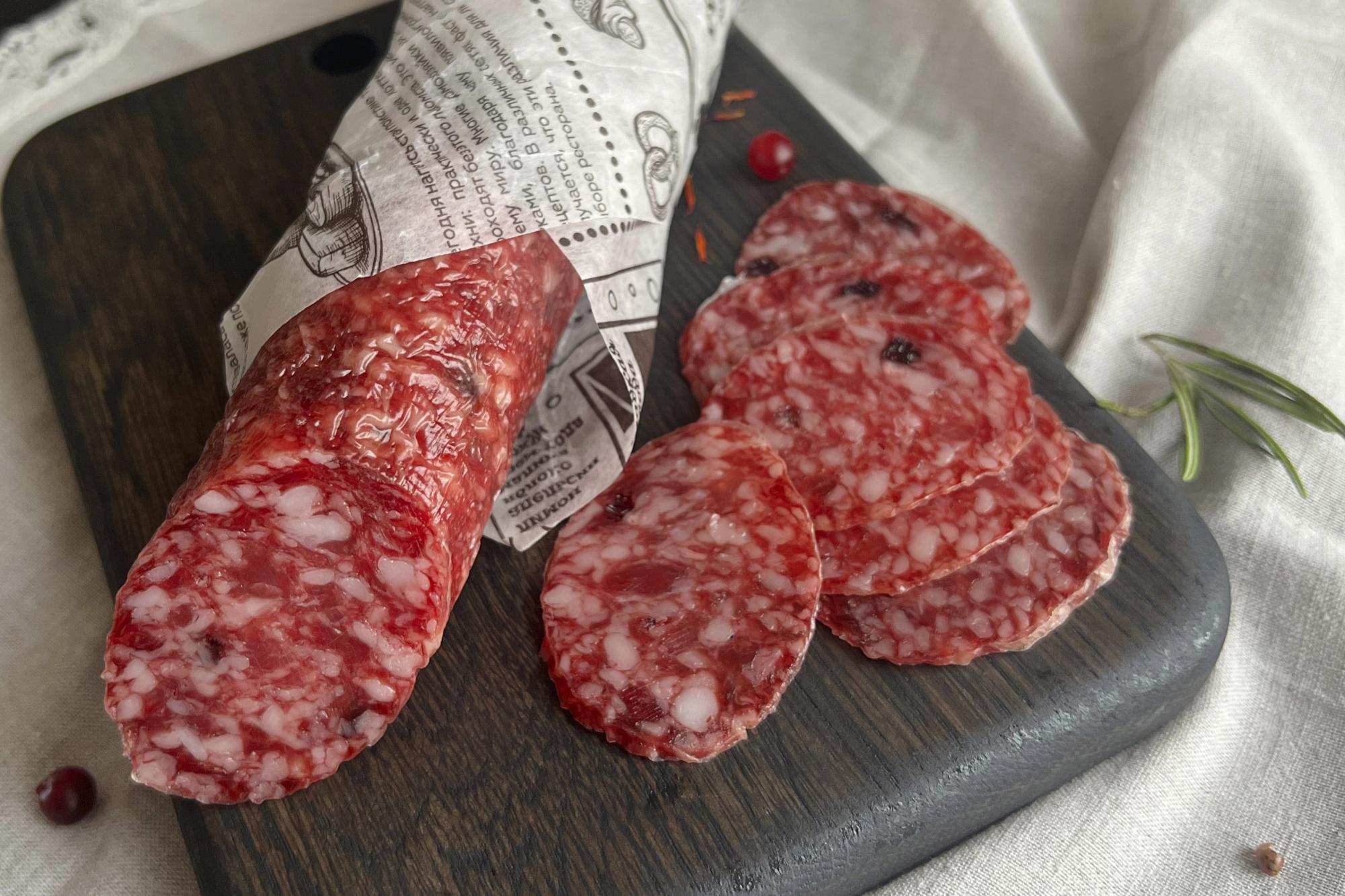 Колбаса Сухая Элитная с брусникой с/к 140 гр ЗАО АГРОМЯСОПРОМ