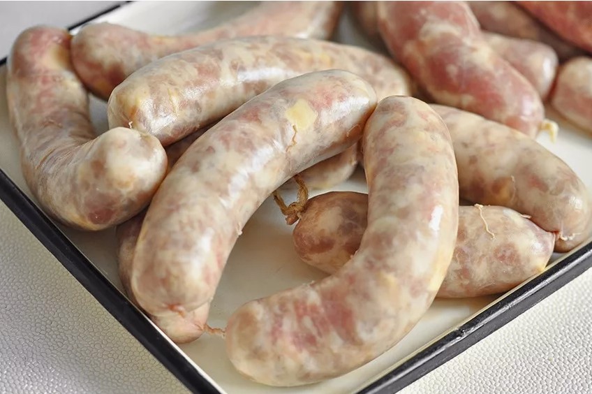 Купаты с курицей и моцареллой