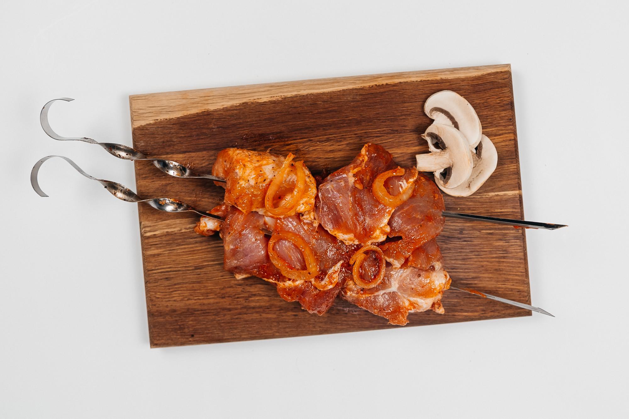 Шашлык свиной в маринаде "Пять перцев"