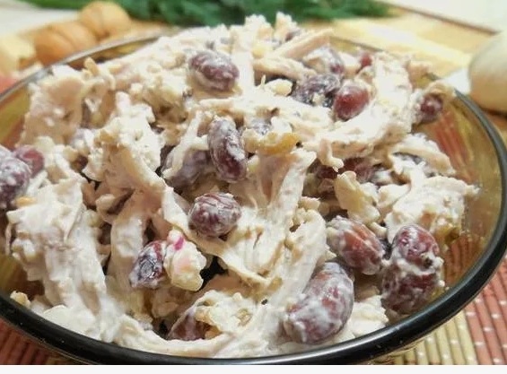 Салат "Каприз"